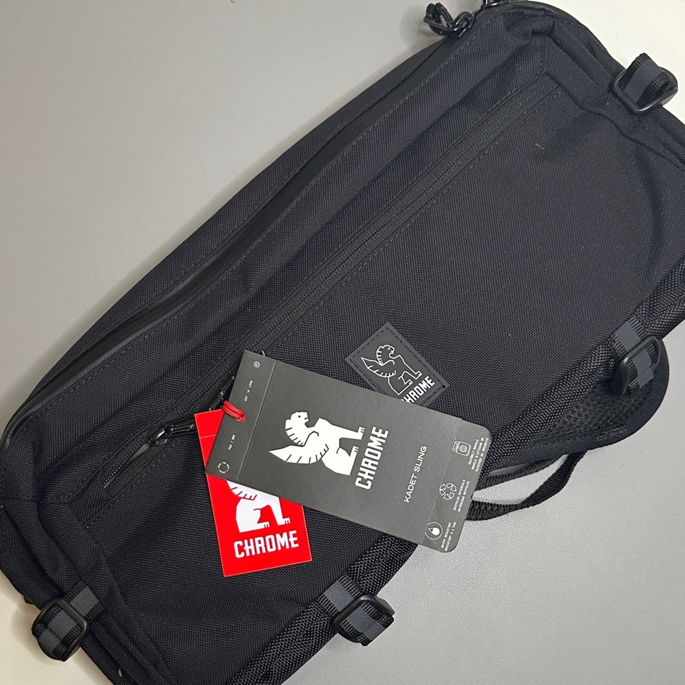 NEW Chrome Kadet Sling Bag (Black)